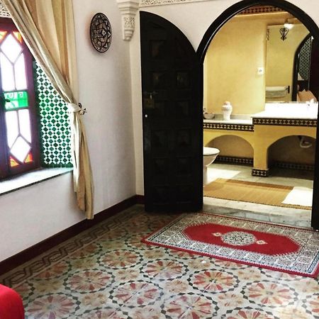 Riad A La Belle Etoile Salé Luaran gambar