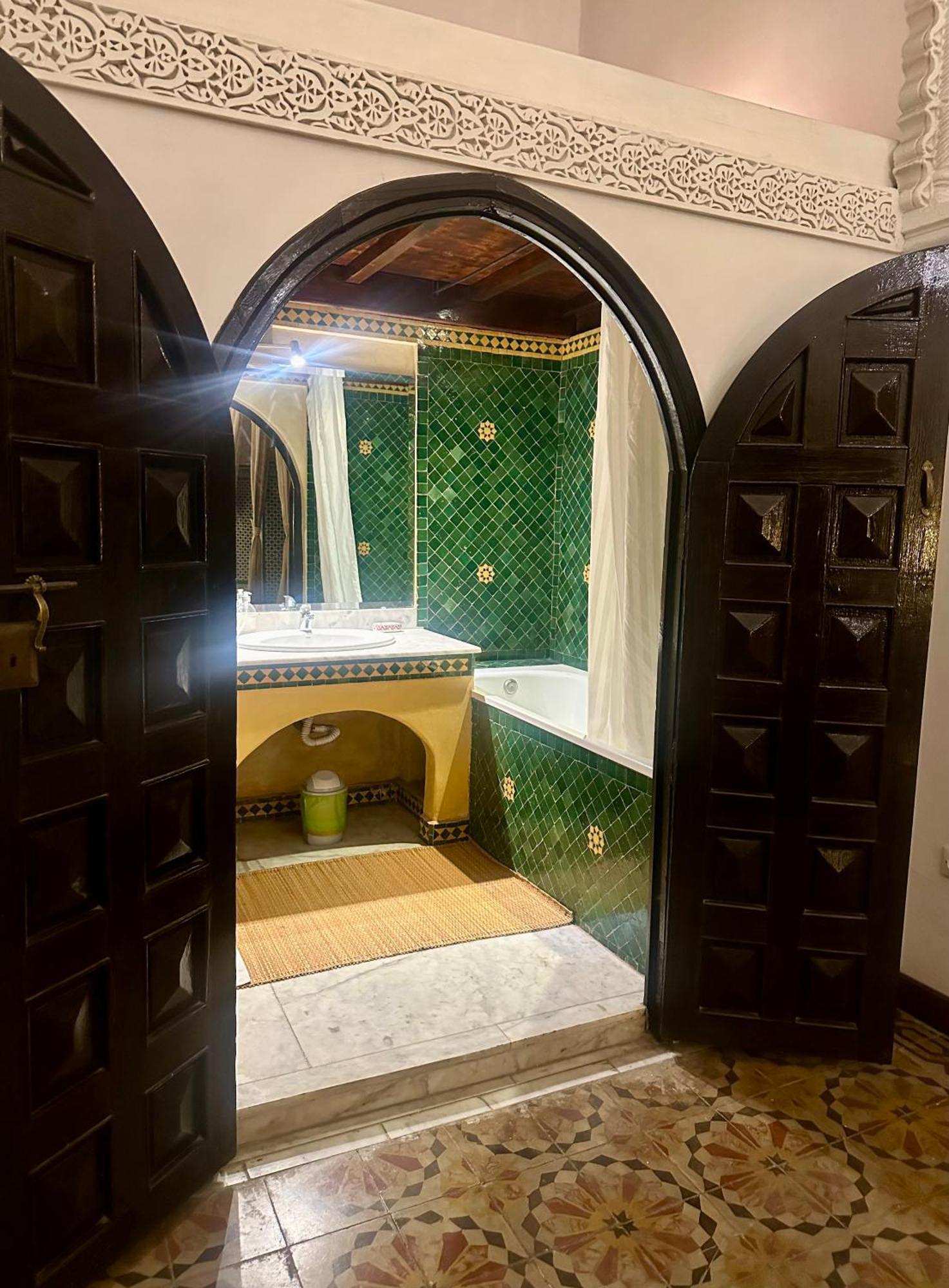 Riad A La Belle Etoile Salé Luaran gambar